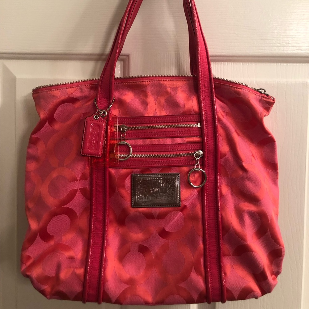 Coach Poppy Tote!